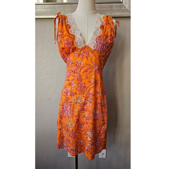 SKY David Park Floral Tie‎ Back V-Neck Lace Trim Sheath Dress Milkmaid Sz Medium - Picture 1 of 6
